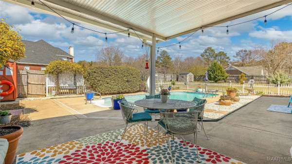 1202 Valridge . N