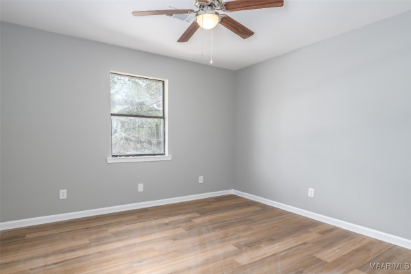216 Dawn Road