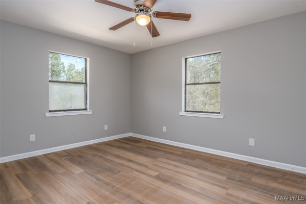 216 Dawn Road