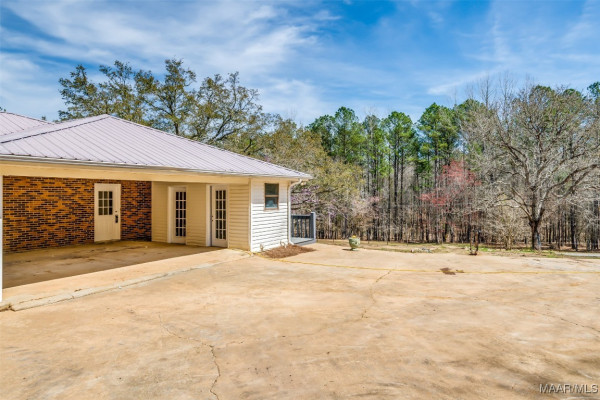 216 Dawn Road