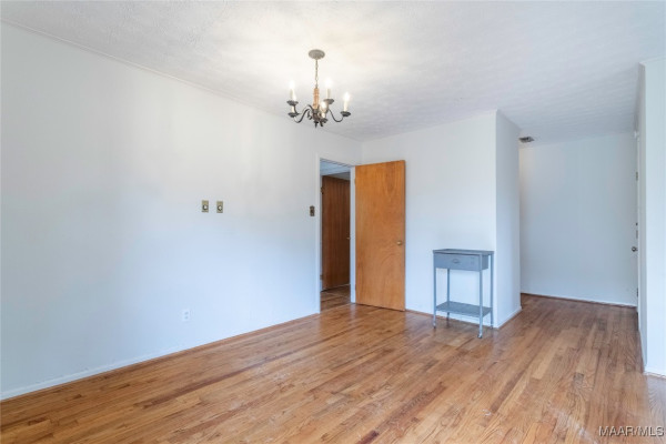 815 Lamar Road