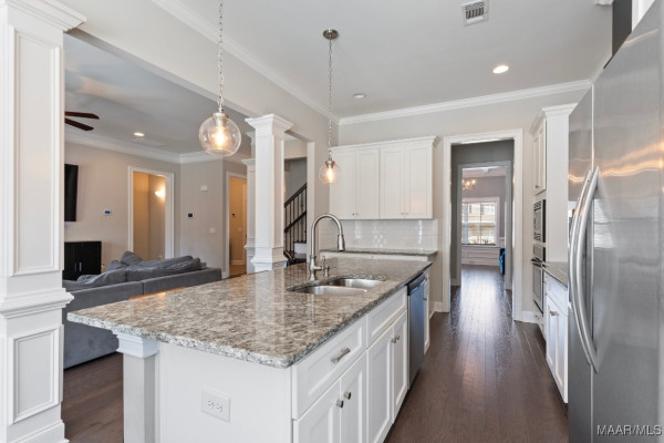 520 Jeffrey Drive