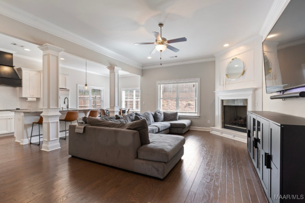 520 Jeffrey Drive