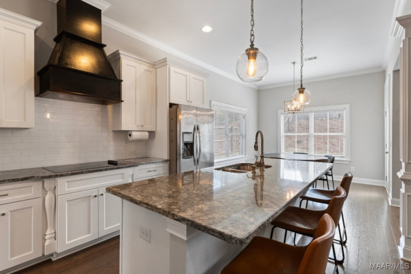520 Jeffrey Drive