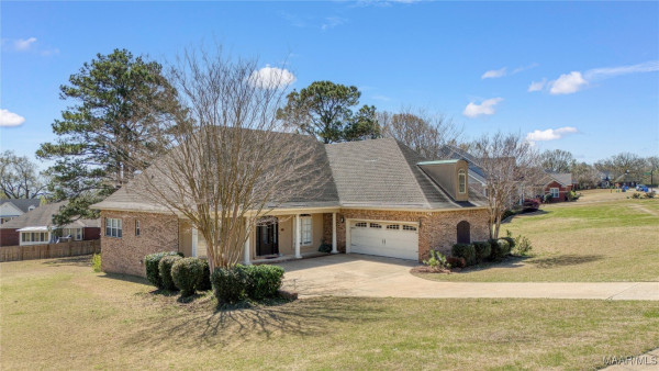 1605 Guiding Way Lane