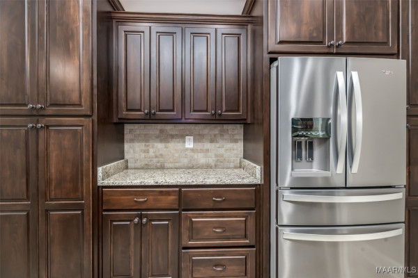 515 Weatherby Trail