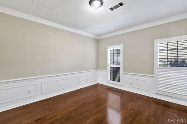2169 BOWEN Drive