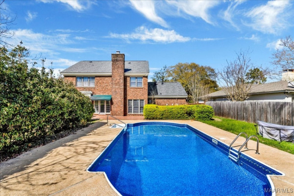2169 BOWEN Drive