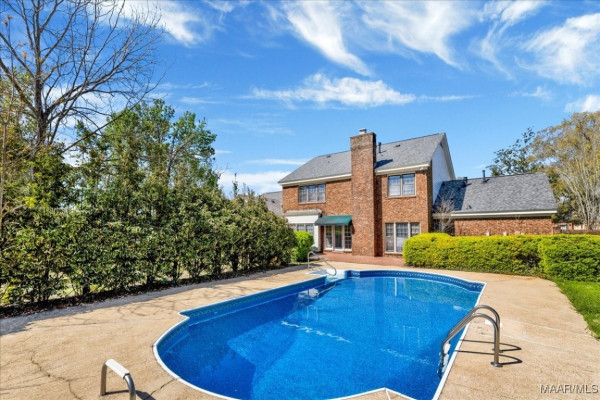 2169 BOWEN Drive
