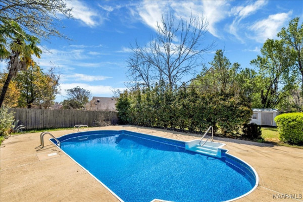 2169 BOWEN Drive