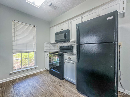 3750 Henderson Place