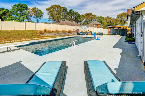 338 Chrystan Court