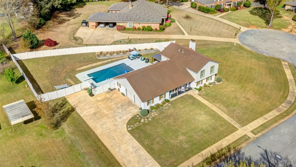 338 Chrystan Court