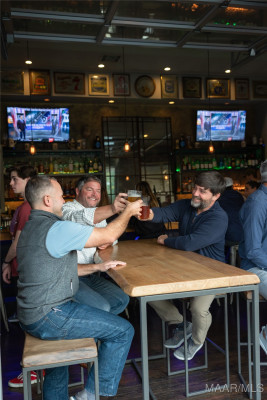 4549 Broadwick Street