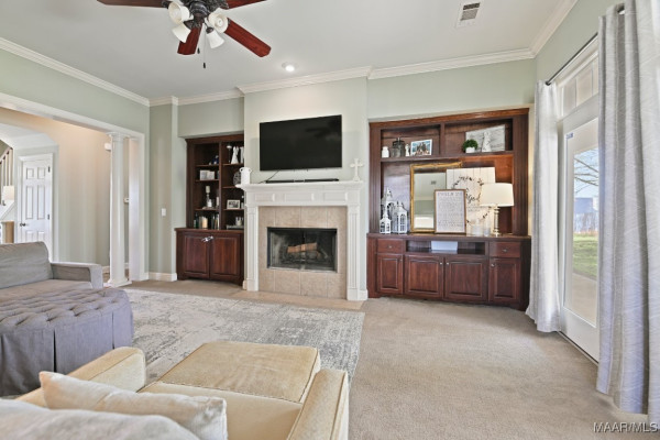 401 Clear Creek View