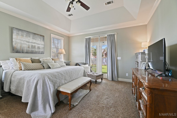 401 Clear Creek View