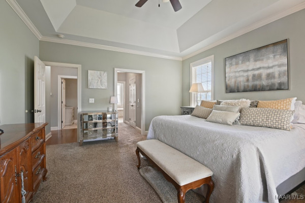 401 Clear Creek View