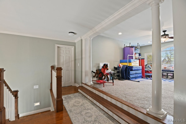 401 Clear Creek View