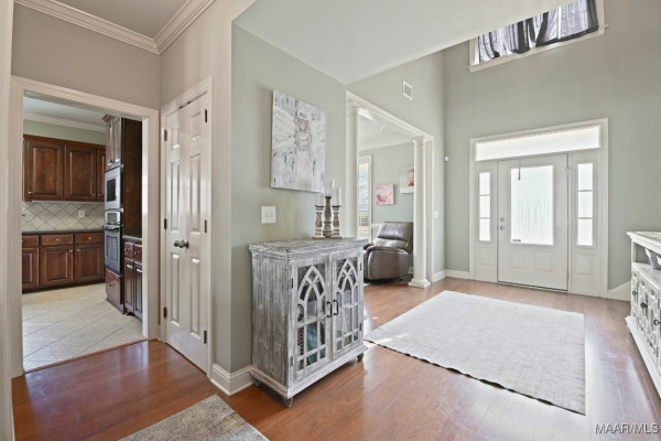 401 Clear Creek View