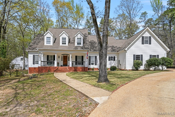 900 Lucys Trail