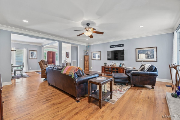 900 Lucys Trail