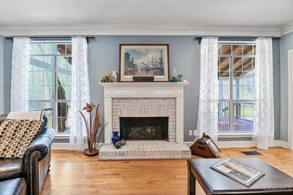 900 Lucys Trail