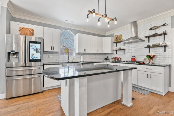 900 Lucys Trail