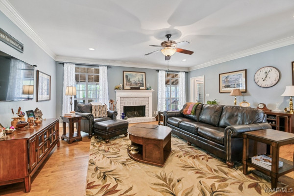 900 Lucys Trail
