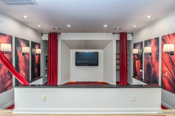 6261 Oliver Drive