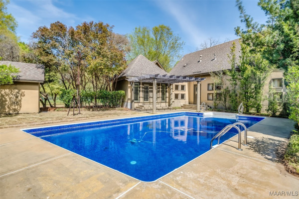 6261 Oliver Drive