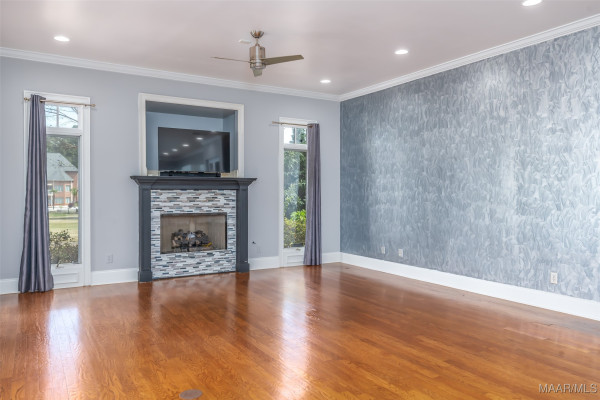 9533 FENDALL HALL Circle