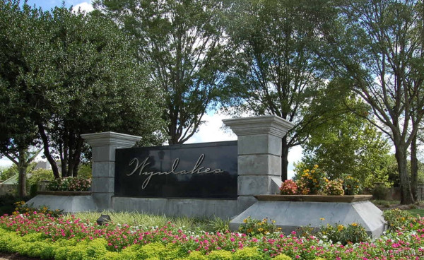 9533 FENDALL HALL Circle