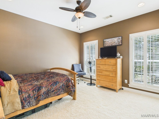 8500 Vintage Way