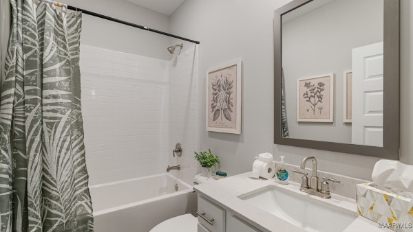 6511 Firefly Lane