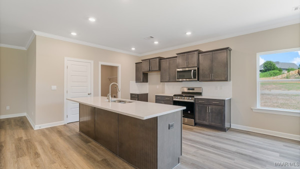 6511 Firefly Lane