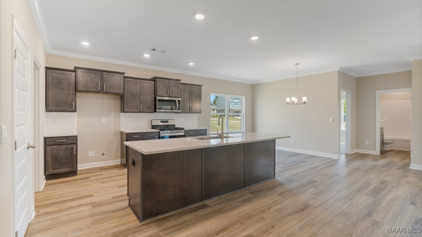 6511 Firefly Lane