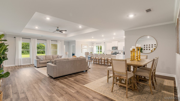 6511 Firefly Lane