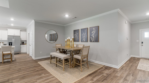 6511 Firefly Lane