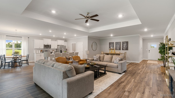 6511 Firefly Lane