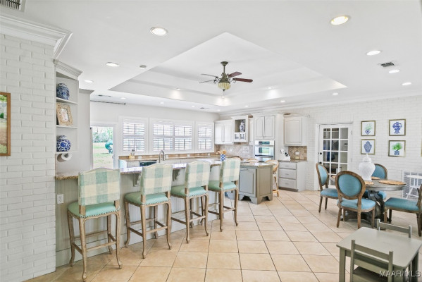 100 FOXCHASE Drive