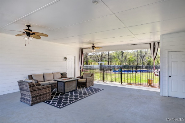 100 FOXCHASE Drive