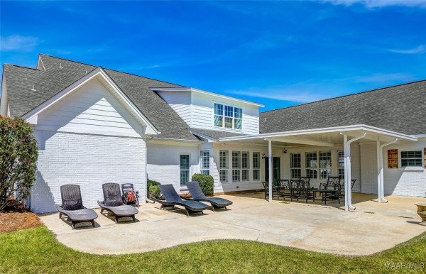 100 FOXCHASE Drive
