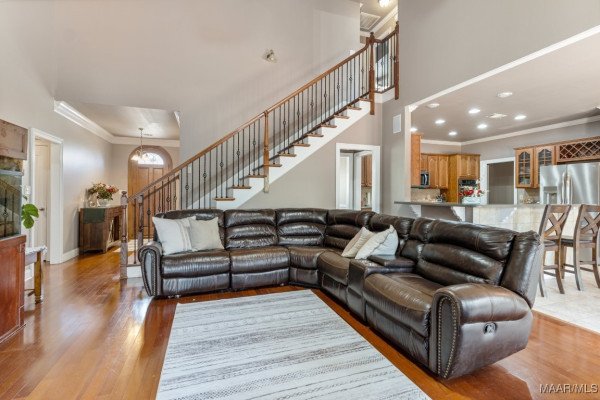 102 KIMRICK Circle