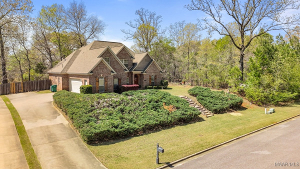 102 KIMRICK Circle