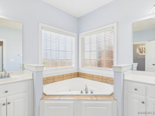 123 Magnolia Ridge