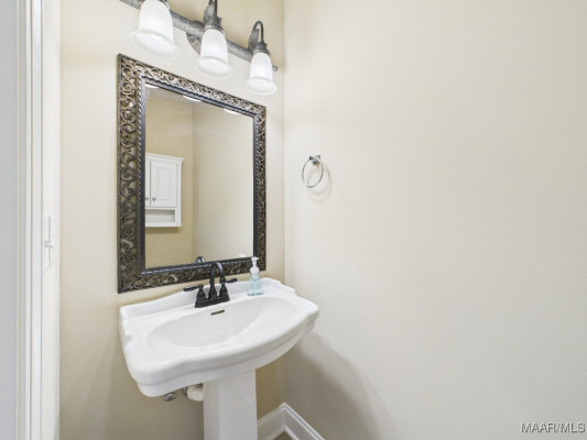 123 Magnolia Ridge