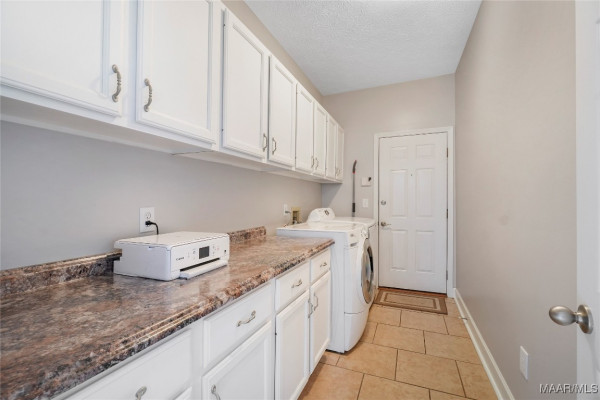 95 CEDAR RIDGE Drive