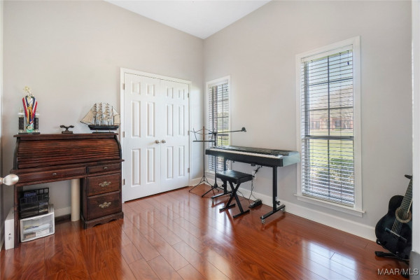 95 CEDAR RIDGE Drive