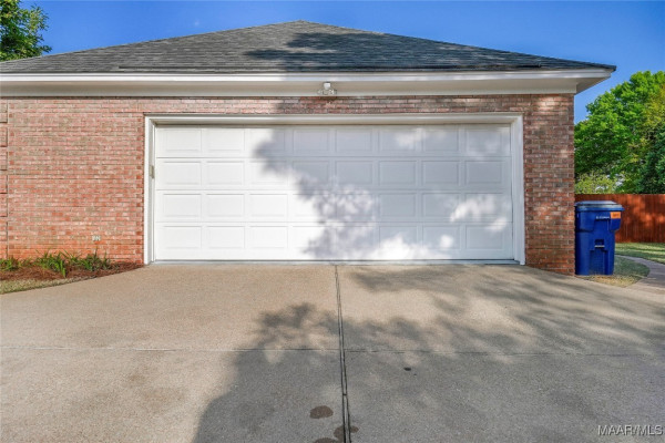 95 CEDAR RIDGE Drive