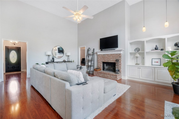 95 CEDAR RIDGE Drive